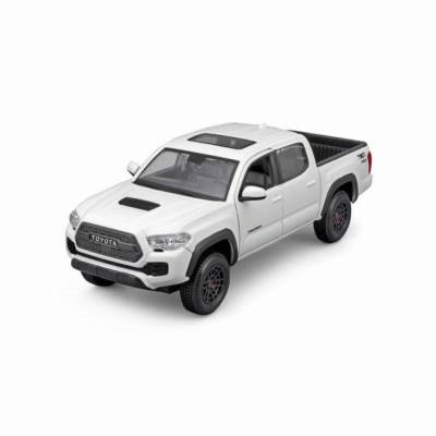 MAISTO 1:27 SP. ED. 2023 Toyota Tacoma TRD TRO White