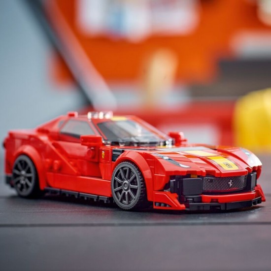 Παιχνιδολαμπάδα Speed Champions Ferrari 812 Campetizione για 9+ Ετών Lego